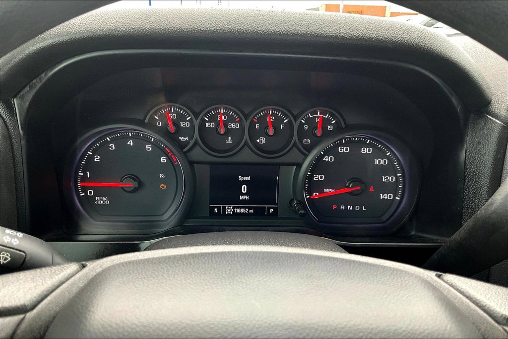 Used 2020 Chevrolet Silverado 1500 Custom w/ Custom Value Package AWD/4WD image 22