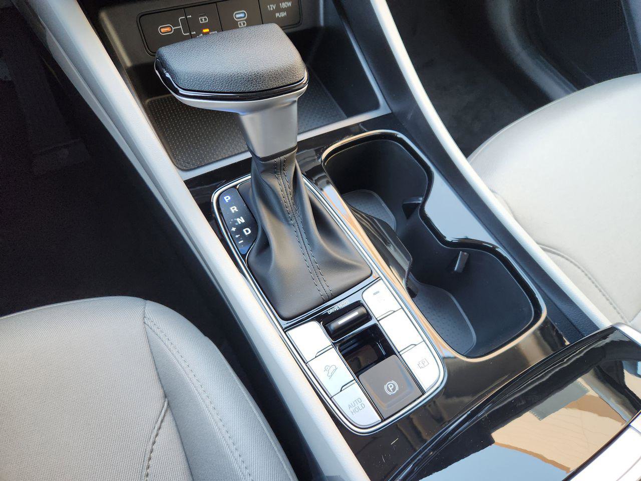 New 2026 Hyundai Tucson SEL FWD image 16