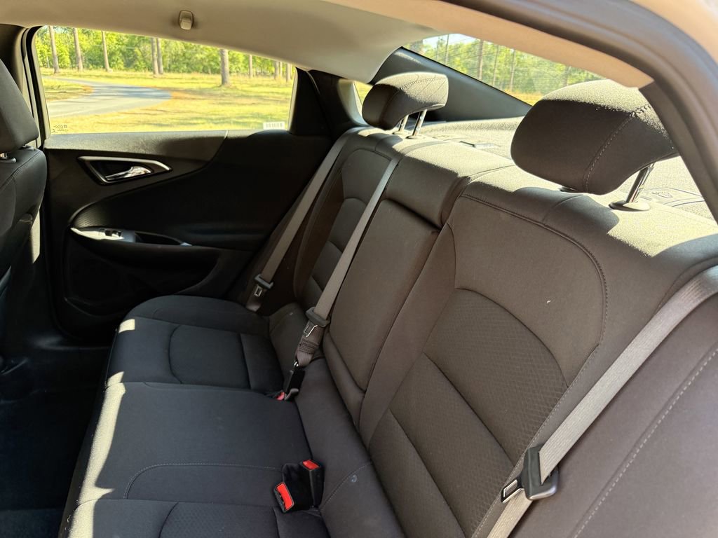 Used 2024 Chevrolet Malibu LT w/ Sport Edition FWD image 25