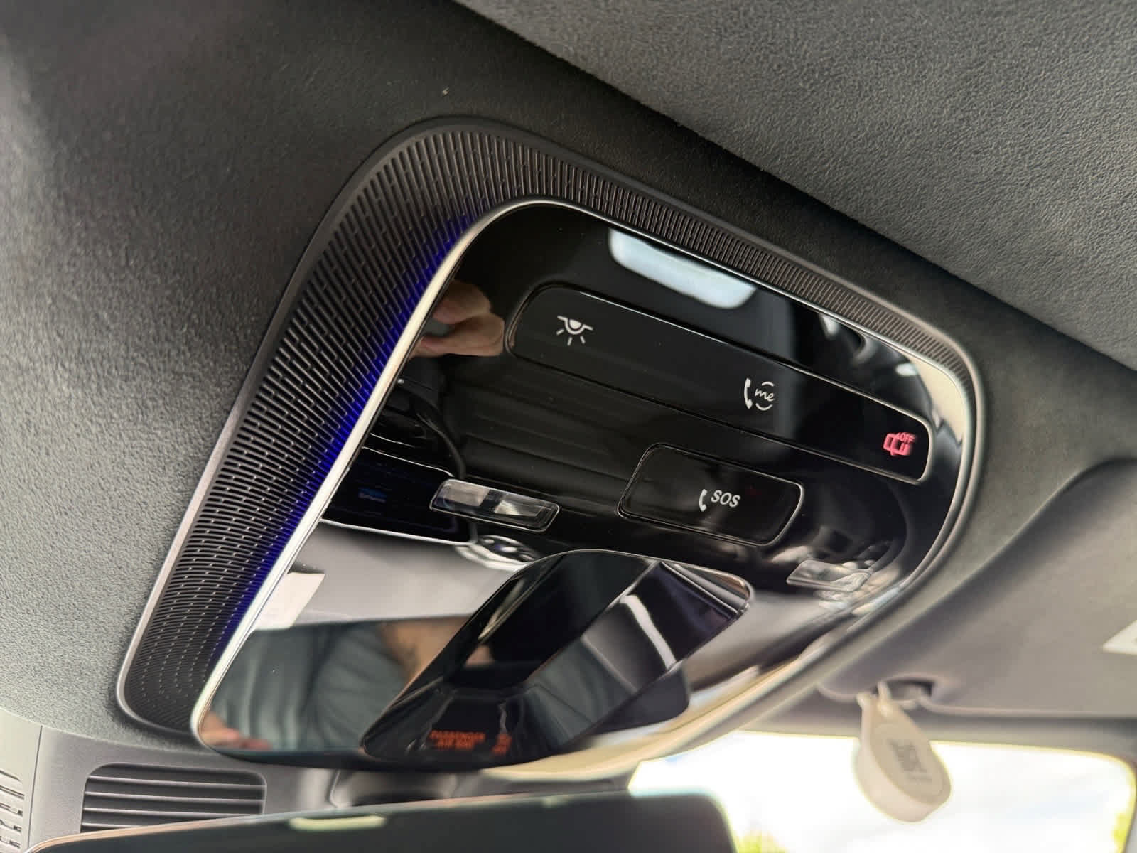 Certified 2023 Mercedes-Benz SL 63 AMG 4MATIC w/ Driver Assistance Package image 27