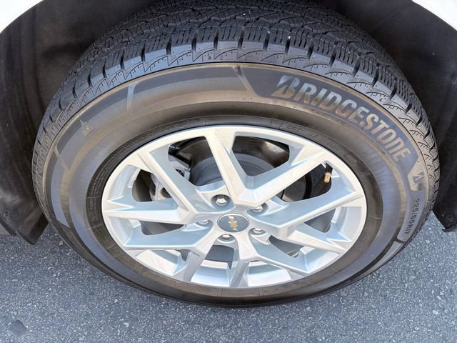 Used 2023 Chevrolet Equinox LT AWD/4WD image 25