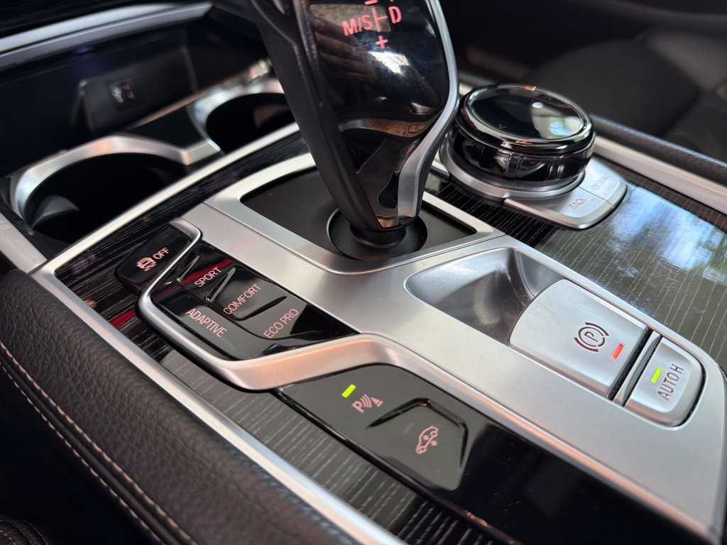 Used 2019 BMW 740i xDrive w/ Executive Package AWD/4WD image 52