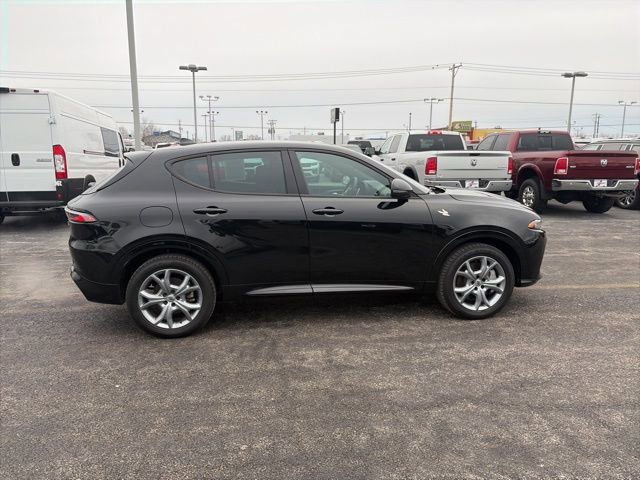 Used 2025 Dodge Hornet R/T image 6