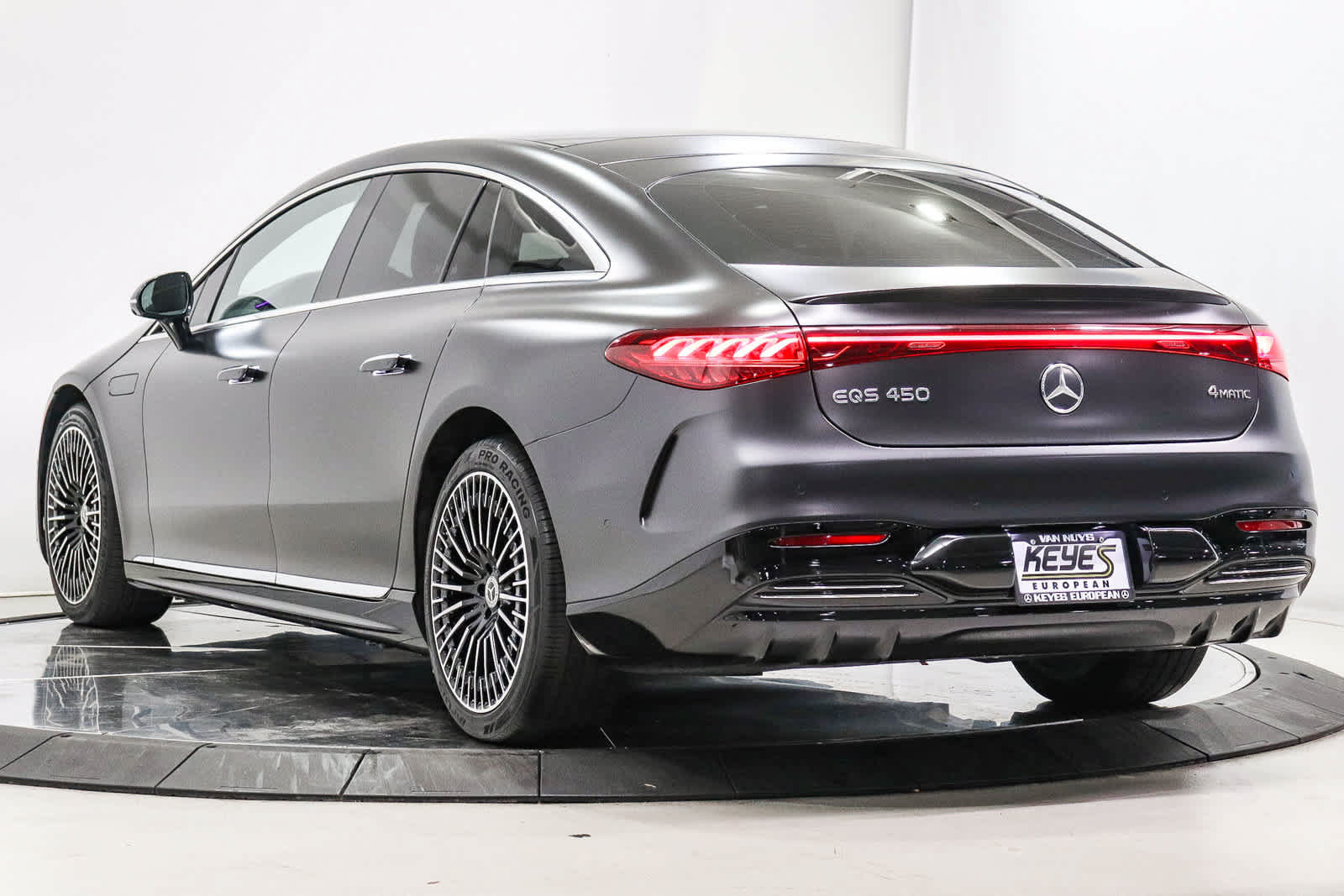 Certified 2024 Mercedes-Benz EQS 450+ 4MATIC Sedan image 4