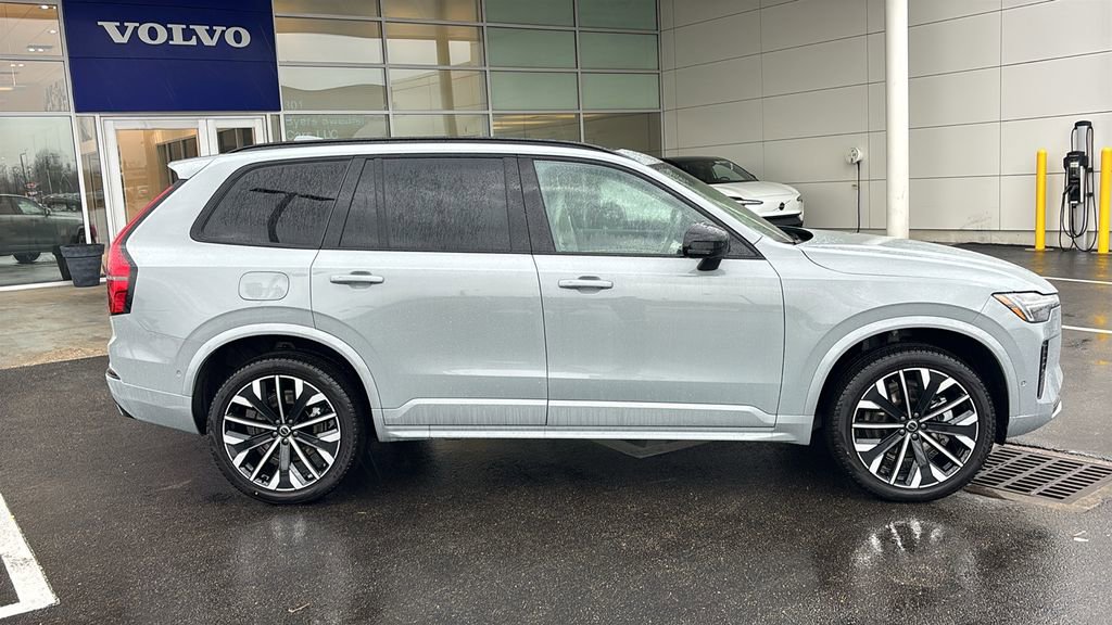 New 2026 Volvo XC90 B6 Ultra image 31