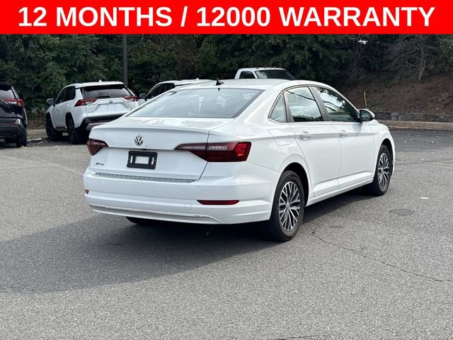Used 2020 Volkswagen Jetta SE w/ SE Cold Weather Package FWD image 2