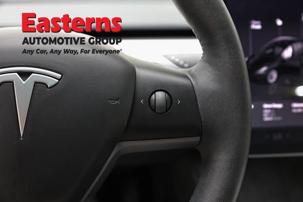 Used 2023 Tesla Model 3 Standard Range RWD image 16
