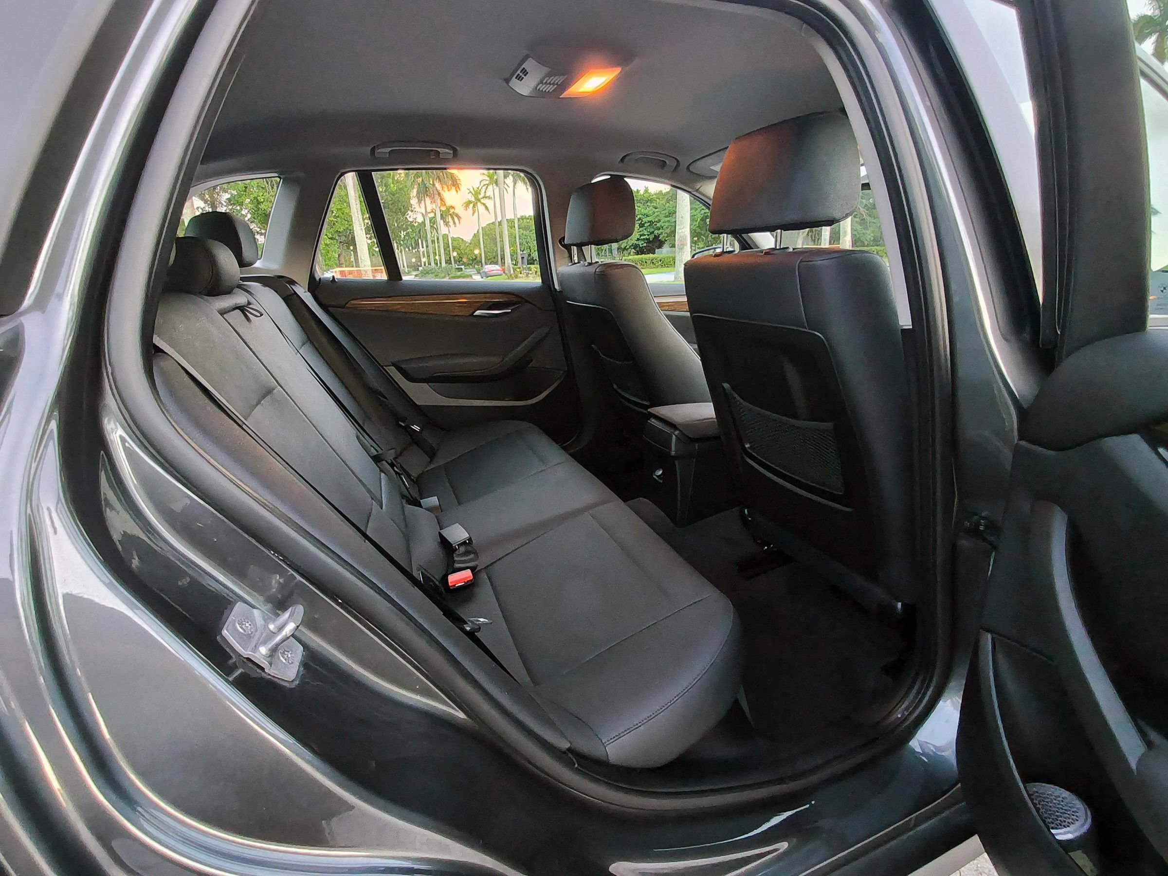 Used 2015 BMW X1 sDrive28i RWD image 13