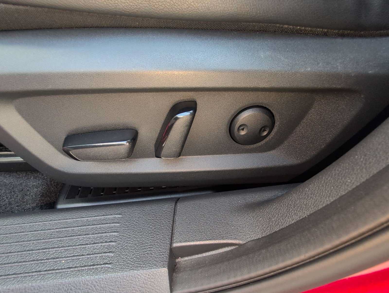 Used 2021 Nissan Rogue SL w/ Premium Package FWD image 17