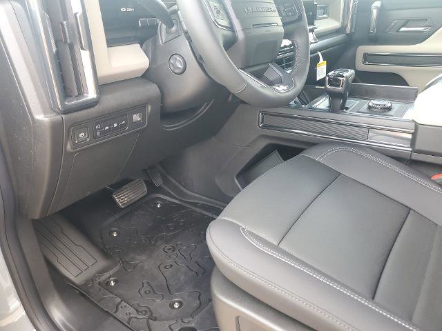 New 2026 GMC Hummer EV SUV w/ LPO, Dark Essentials Package image 25