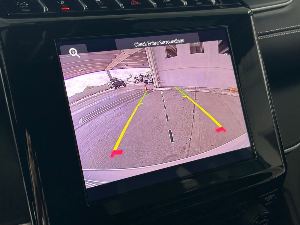 Used 2025 Jeep Grand Cherokee Laredo image 17