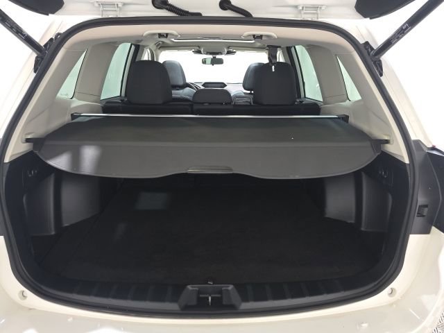 Certified 2023 Subaru Forester Premium image 35