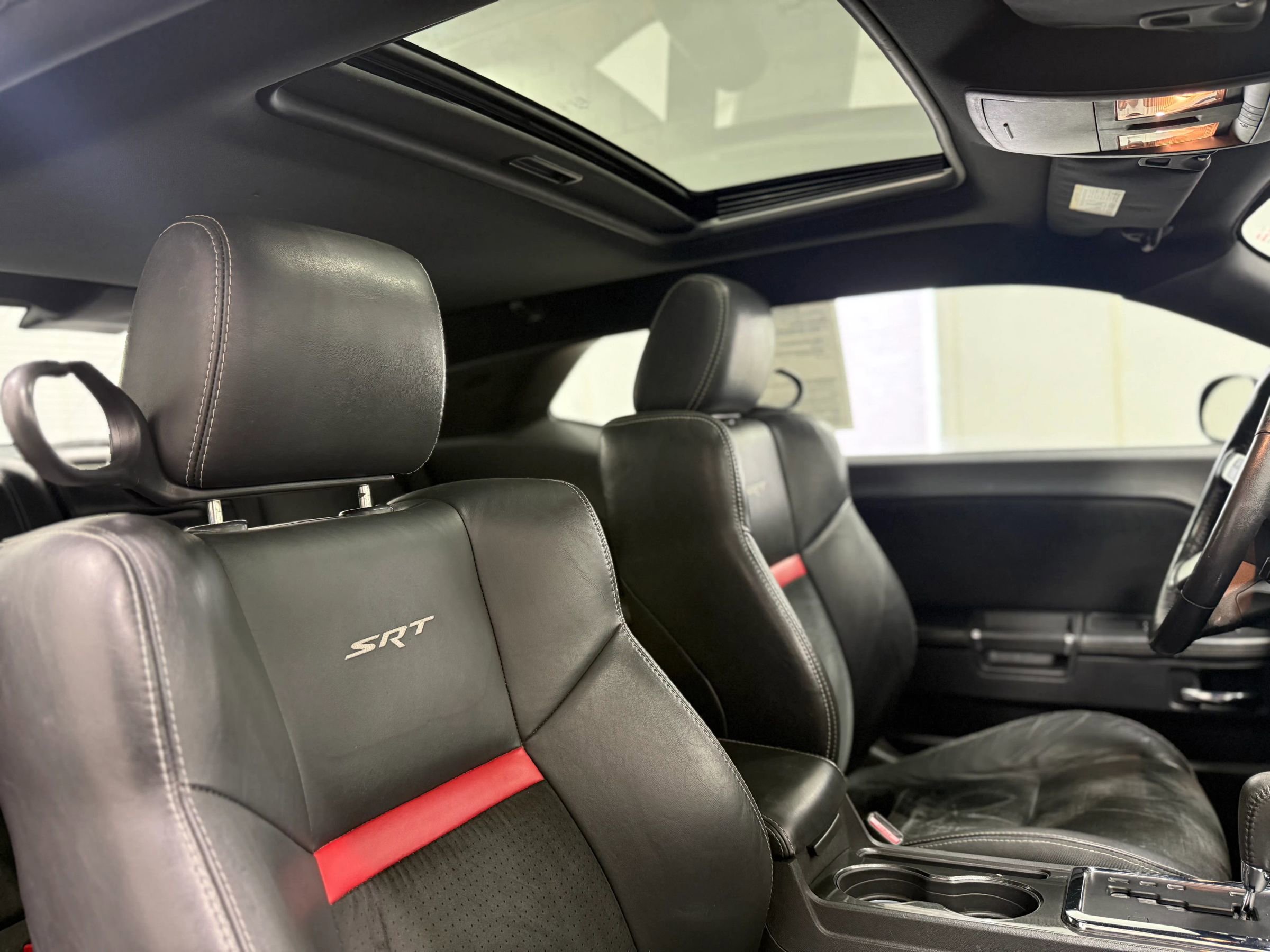 Used 2009 Dodge Challenger SRT8 w/ SRT Option Group II image 26