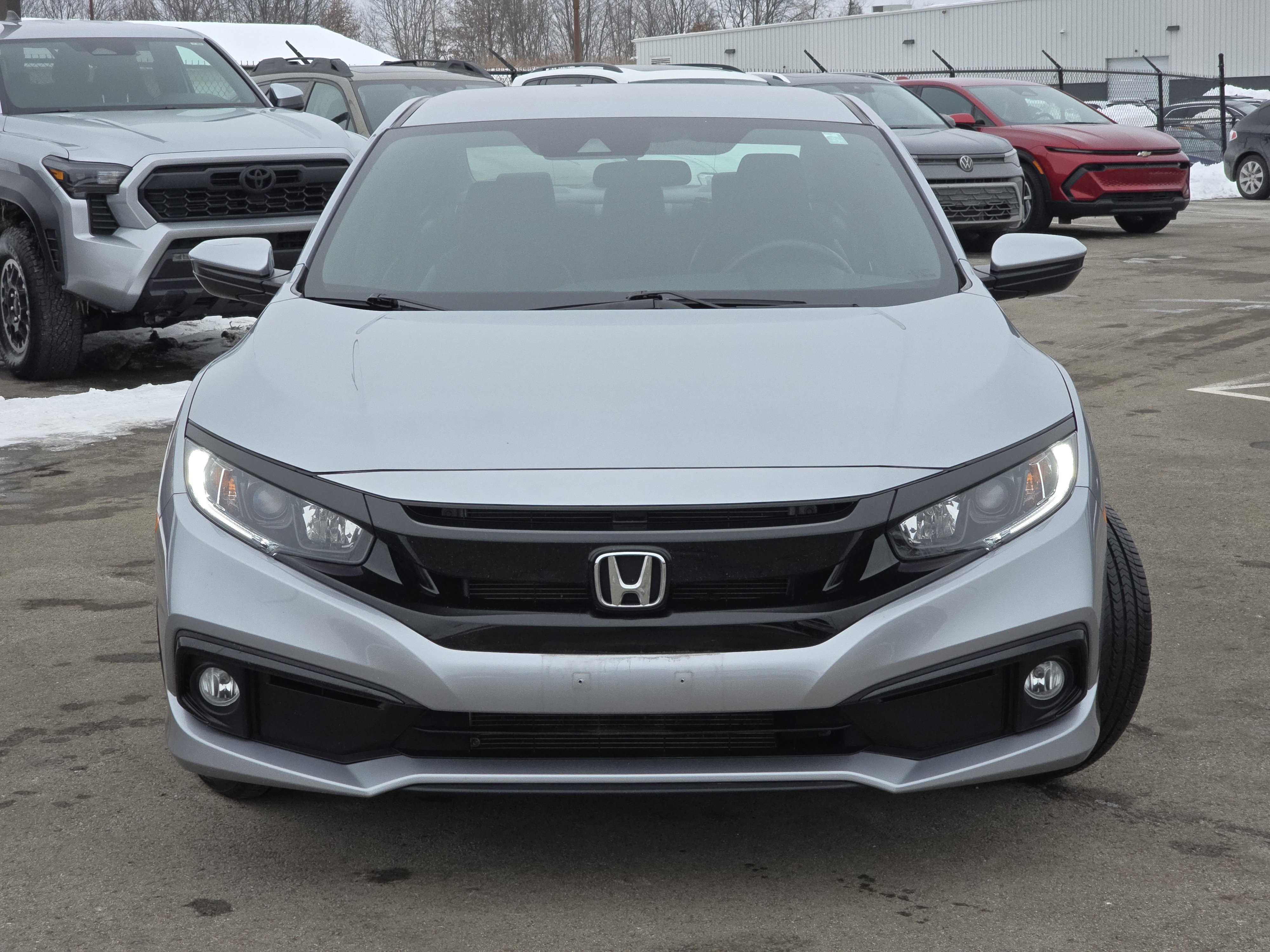Used 2019 Honda Civic Sport image 2