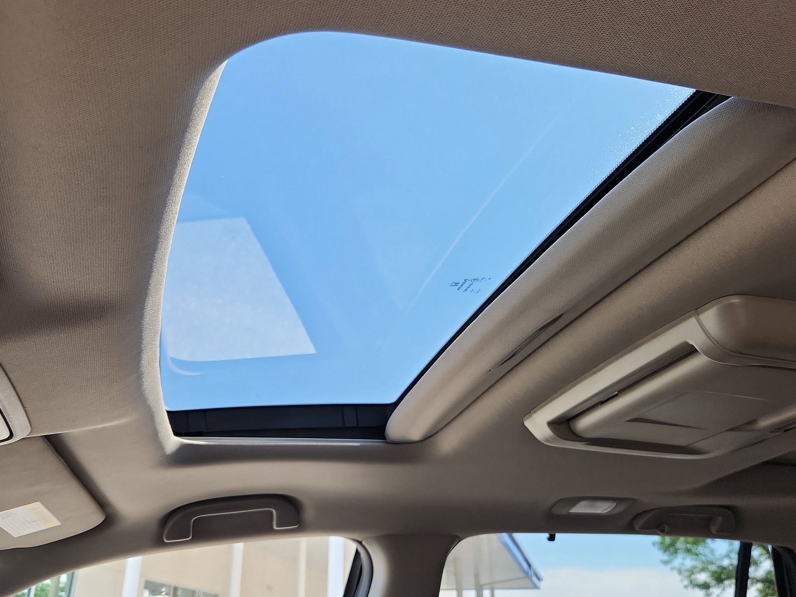 Used 2017 Honda Pilot Elite image 29