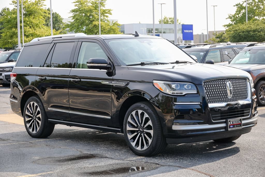 Certified 2022 Lincoln Navigator Reserve AWD/4WD image 22