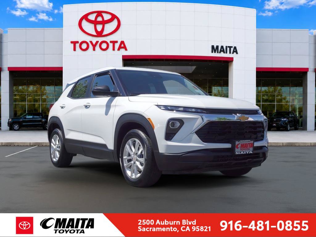 Used 2025 Chevrolet TrailBlazer LS w/ LS Convenience Package FWD image 1