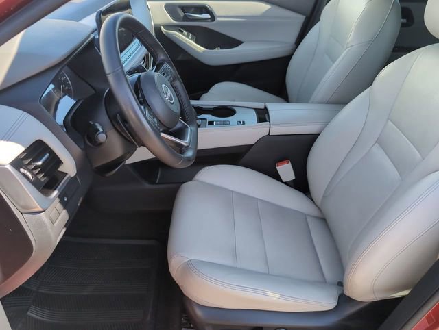 Used 2023 Nissan Rogue SL w/ SL Premium Package image 20