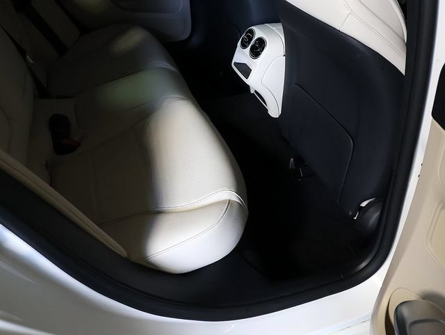 Used 2025 Mercedes-Benz C 300 4MATIC Sedan image 30