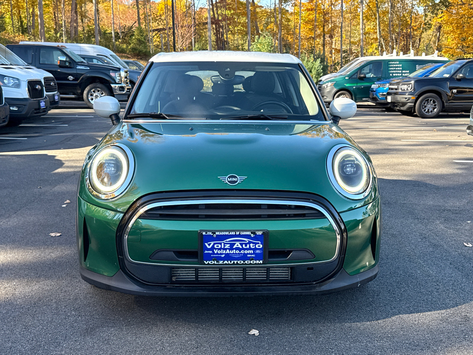 Used 2023 MINI Cooper 4-Door Hardtop FWD image 2