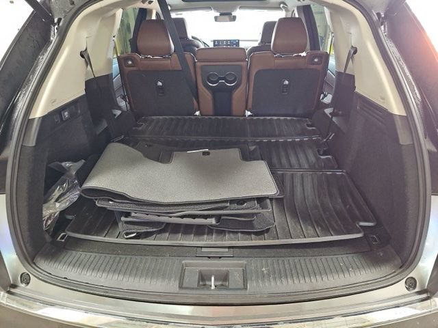 Used 2024 Acura MDX SH-AWD w/ Technology Package image 35