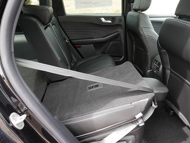 New 2025 Ford Escape SE w/ PHEV Premium Package FWD image 27