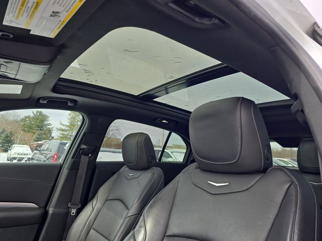 Used 2022 Cadillac XT4 Premium Luxury AWD/4WD image 15