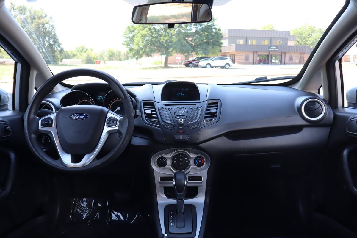 Used 2017 Ford Fiesta SE FWD image 16