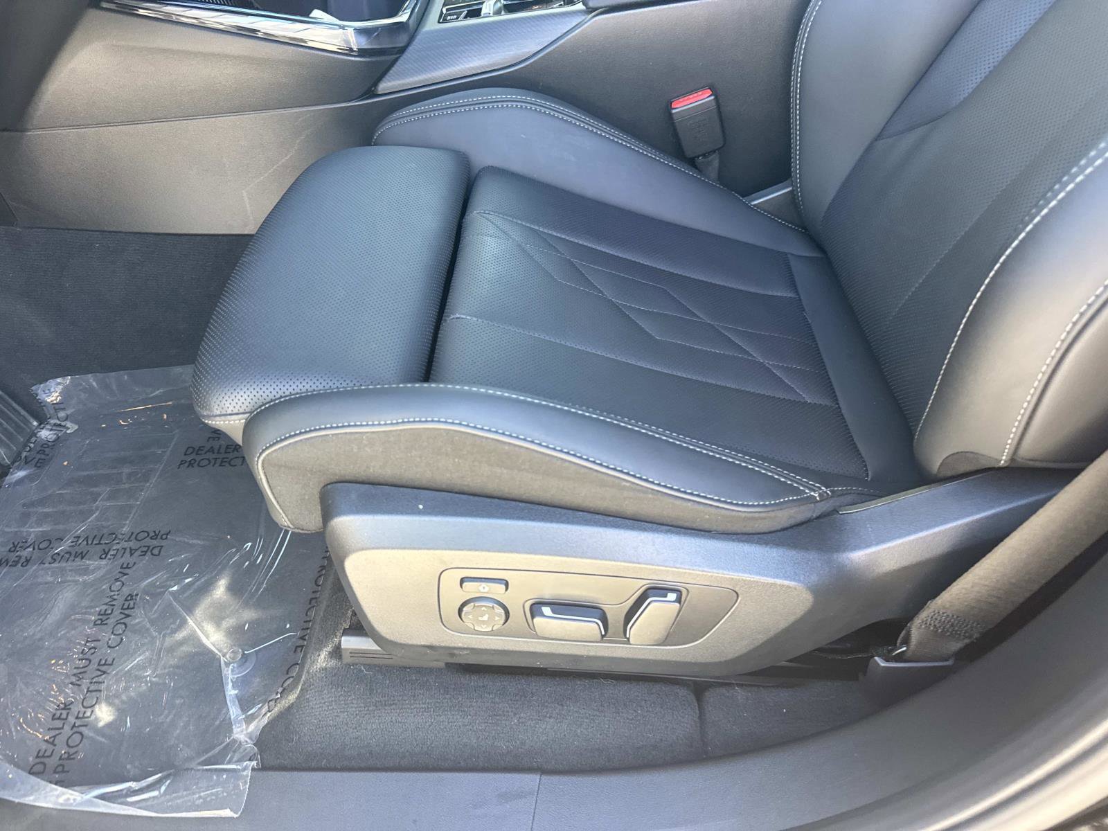 Used 2025 BMW X3 xDrive30i w/ Premium Package image 19