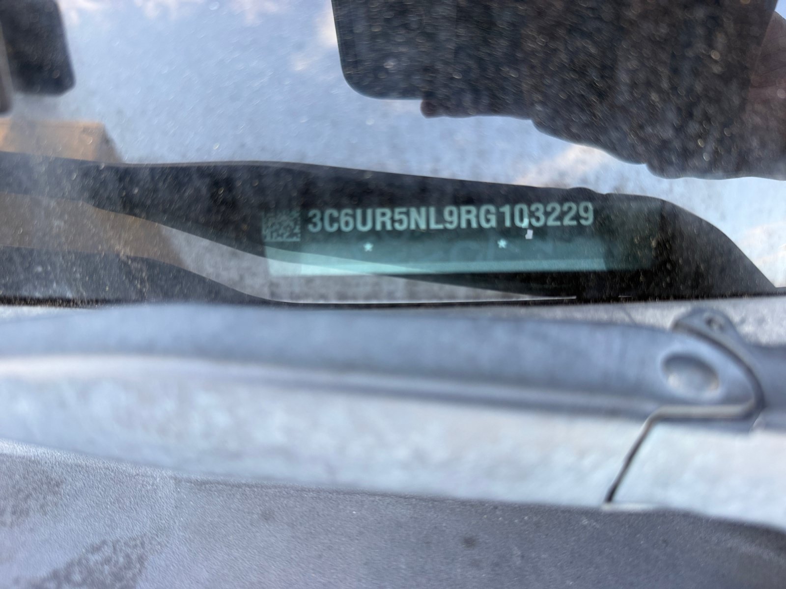 Used 2024 RAM 2500 Laramie AWD/4WD image 25