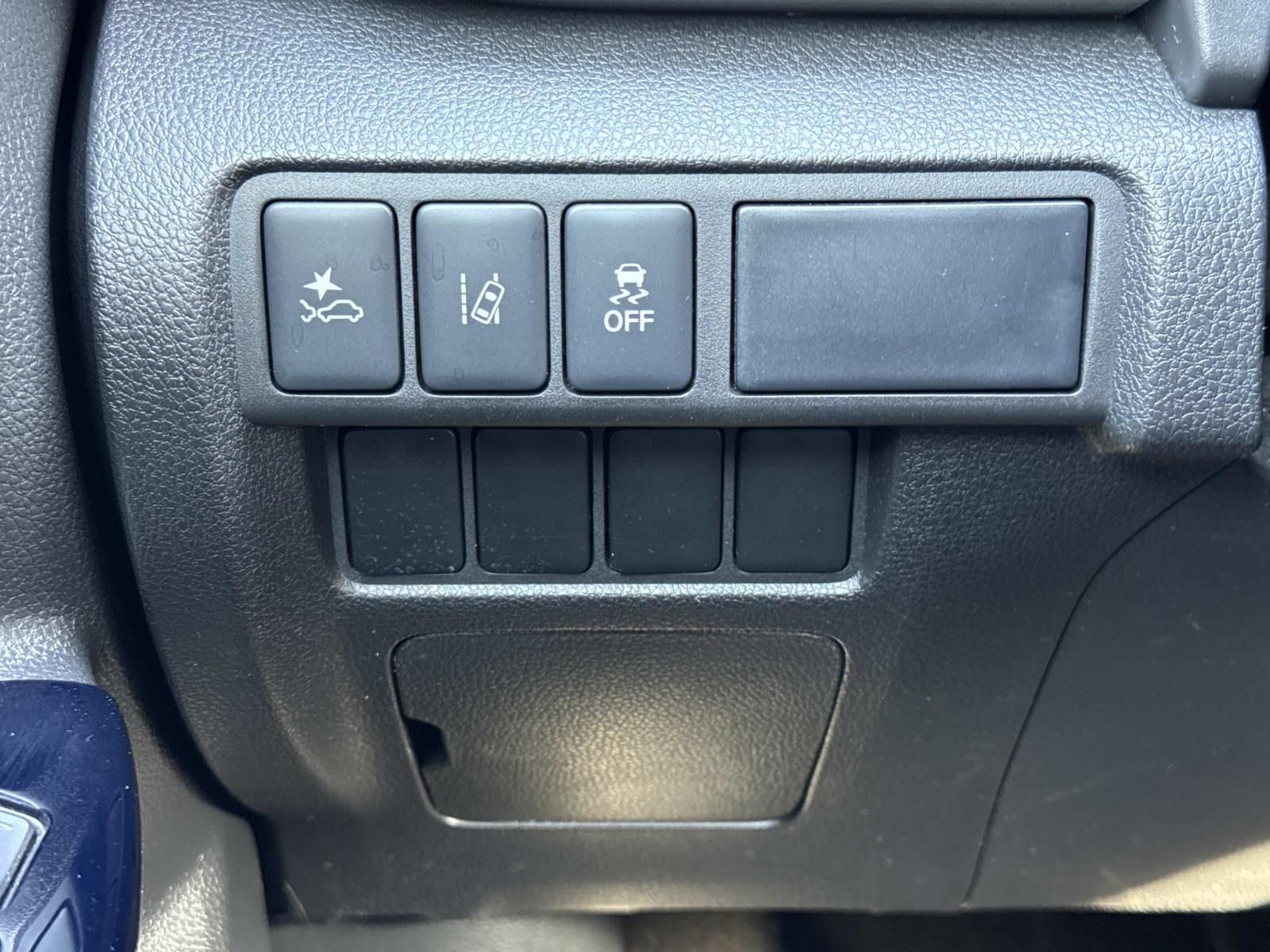 Used 2024 Mitsubishi Eclipse Cross LE image 18