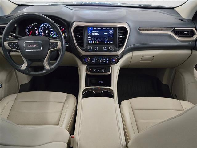Used 2022 GMC Acadia Denali w/ Denali Ultimate Package FWD image 18