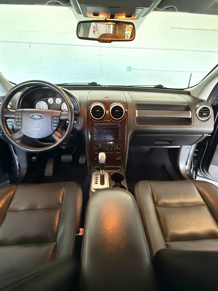 Used 2006 Ford Freestyle Limited image 31