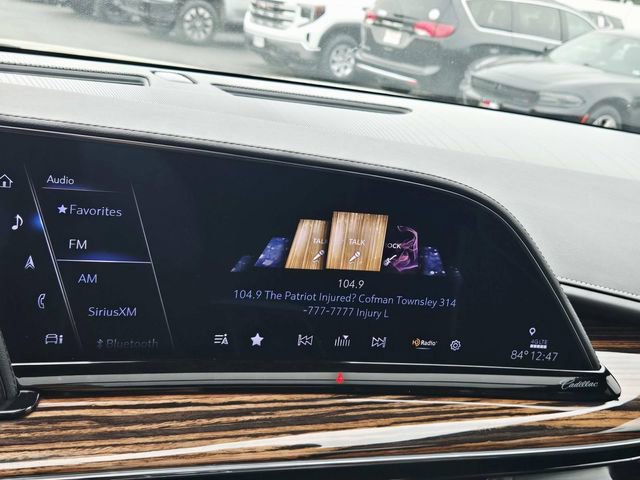 Used 2024 Cadillac Escalade Premium Luxury w/ Performance Package image 26