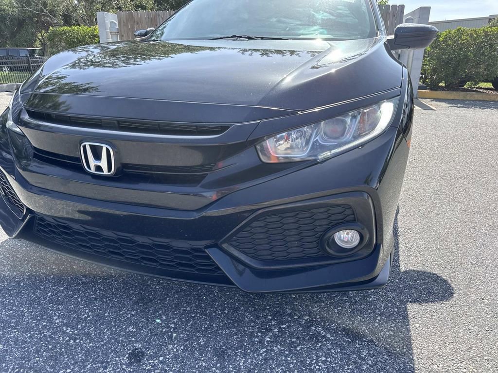 Used 2018 Honda Civic Sport image 10