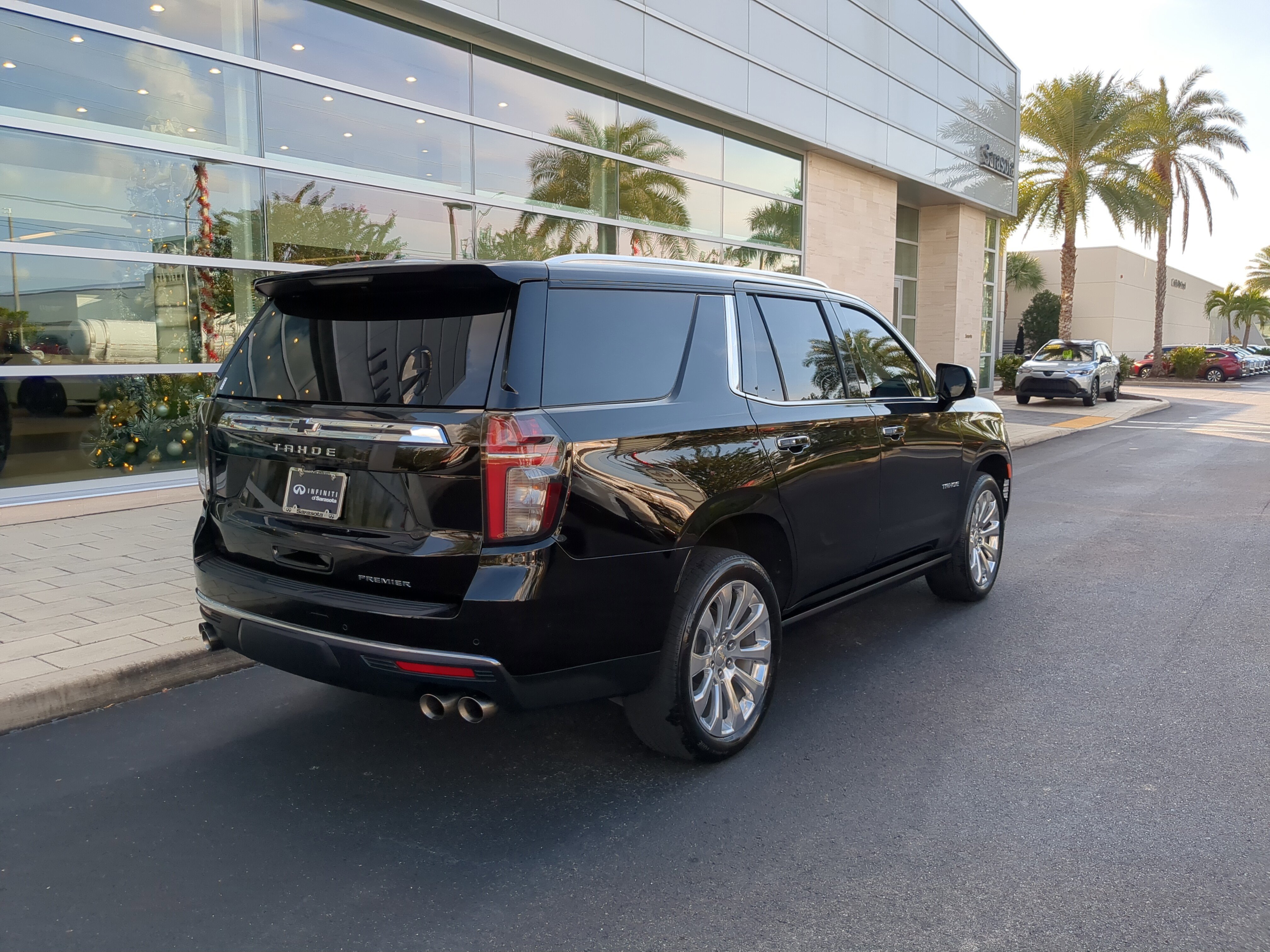 Used 2022 Chevrolet Tahoe Premier image 4