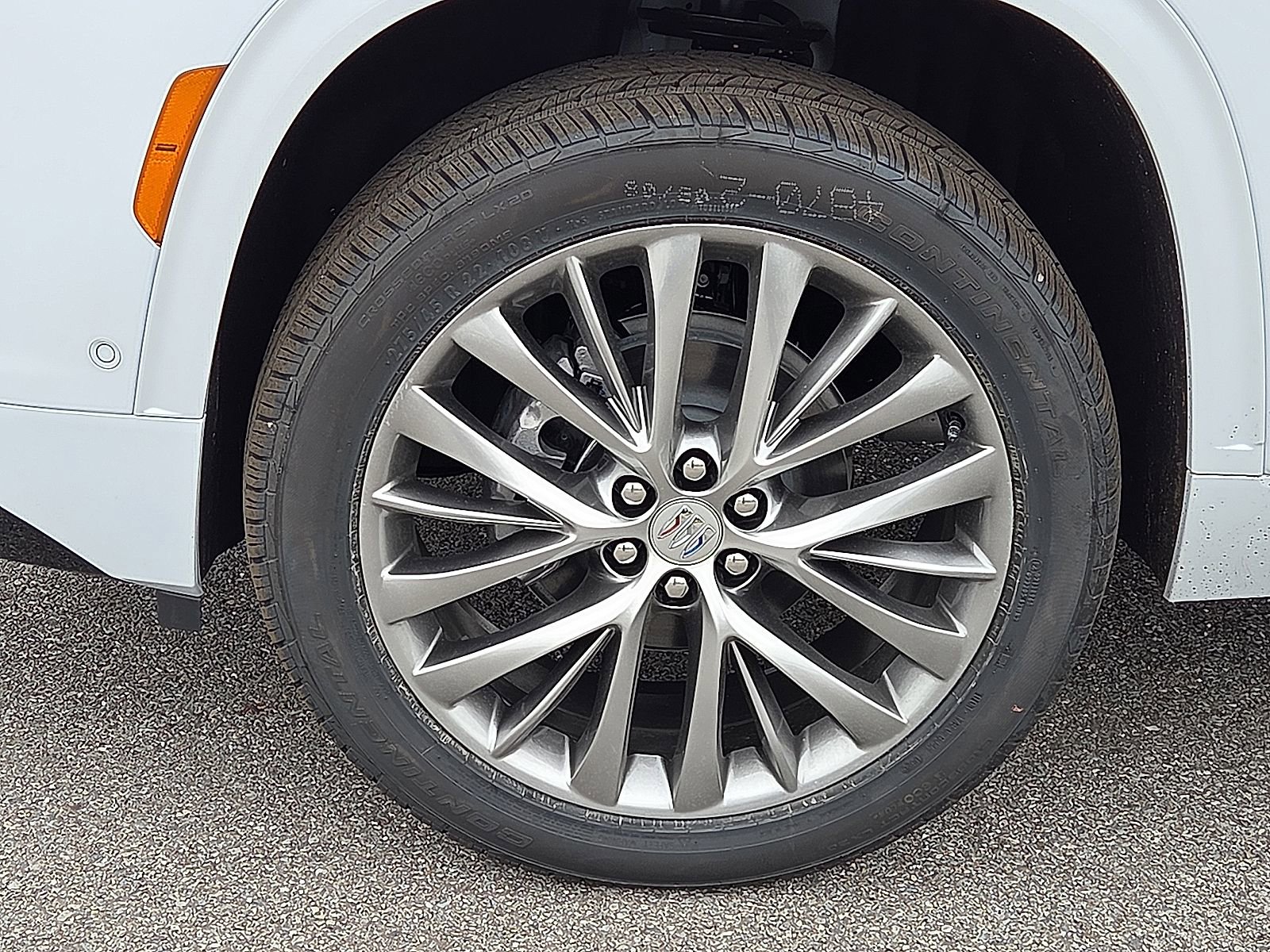 New 2026 Buick Enclave Avenir image 7