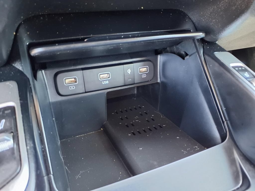 Certified 2023 Kia Sorento EX w/ Panoramic Sunroof Package FWD image 28