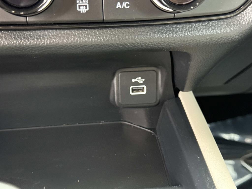 Used 2023 Honda HR-V LX image 23