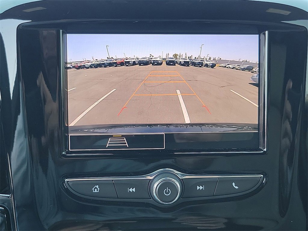 Used 2022 Chevrolet Traverse LS image 10