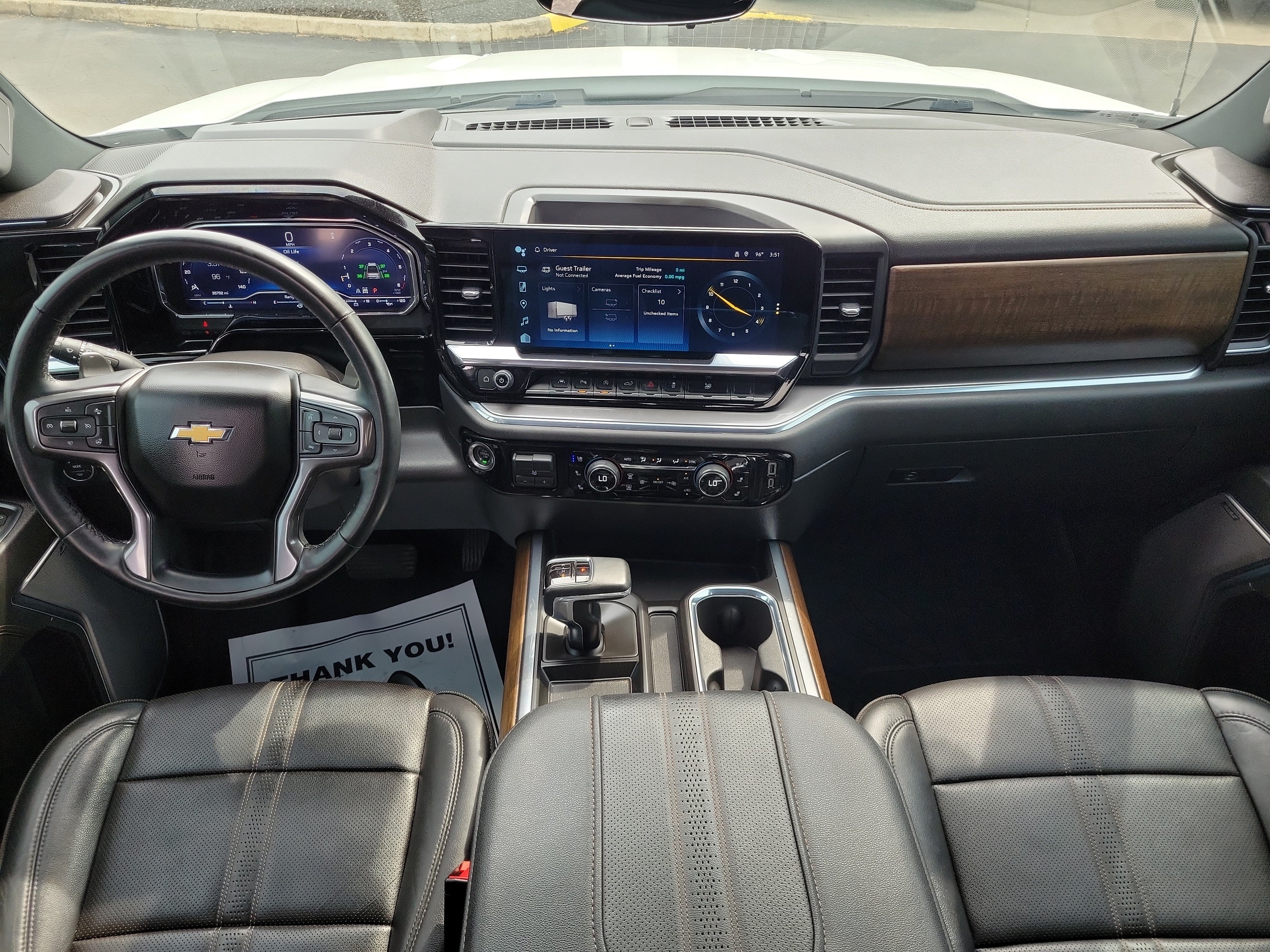 Used 2023 Chevrolet Silverado 1500 High Country w/ High Country Premium Package AWD/4WD image 9
