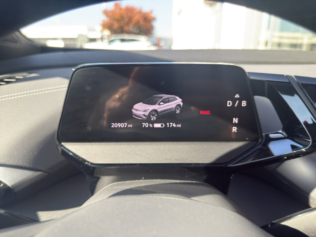 Used 2023 Volkswagen ID.4 Pro image 9