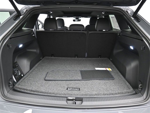 New 2026 Volkswagen Atlas Cross Sport SE image 12