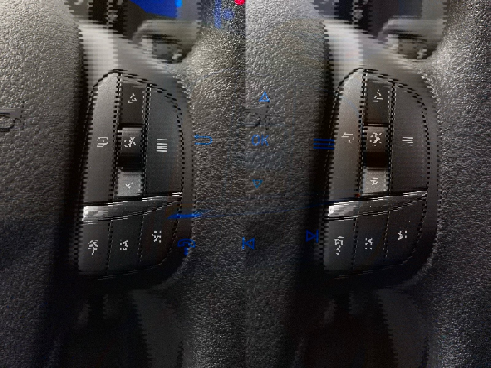 New 2026 Ford Transit 350 148 Medium Roof w/ Exterior Upgrade Package image 19