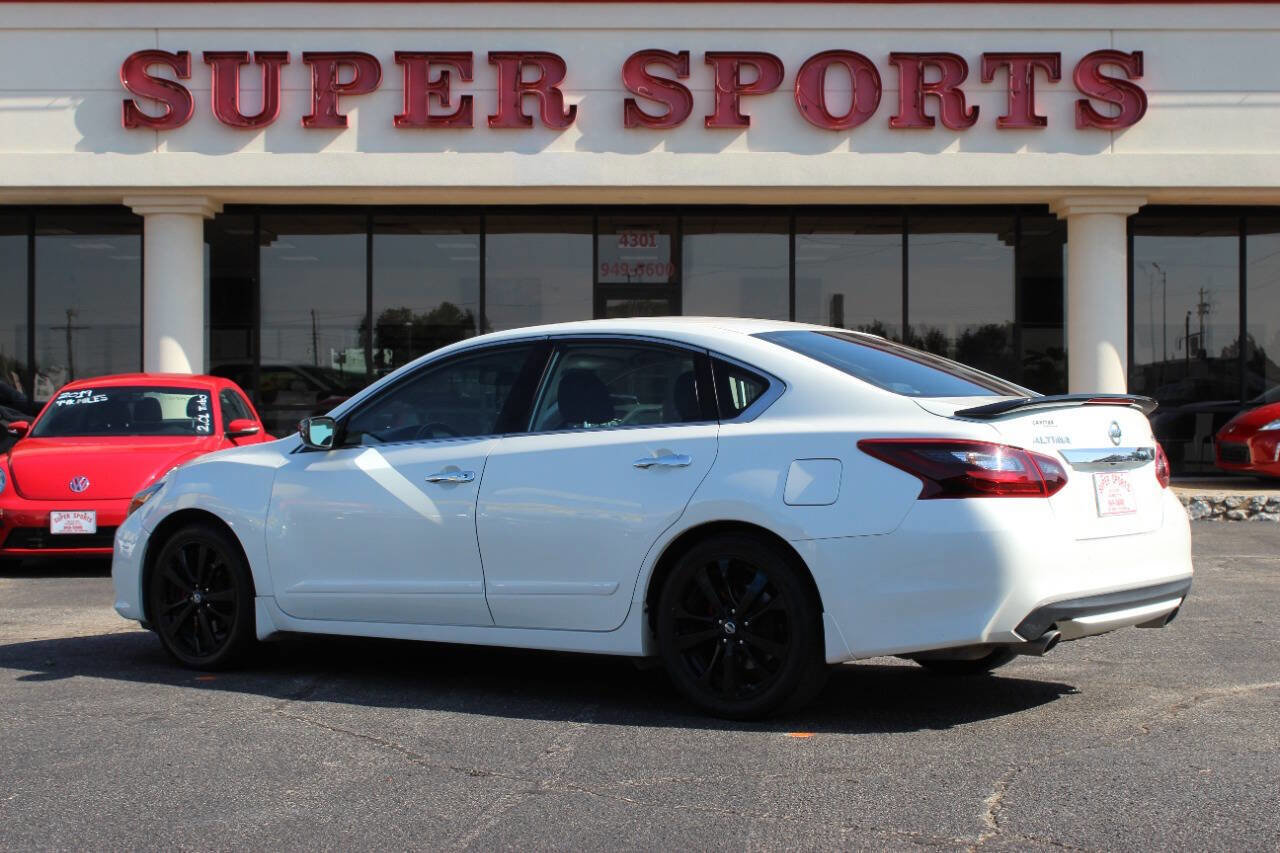 Used 2017 Nissan Altima 2.5 SR w/ Midnight Edition Package image 5