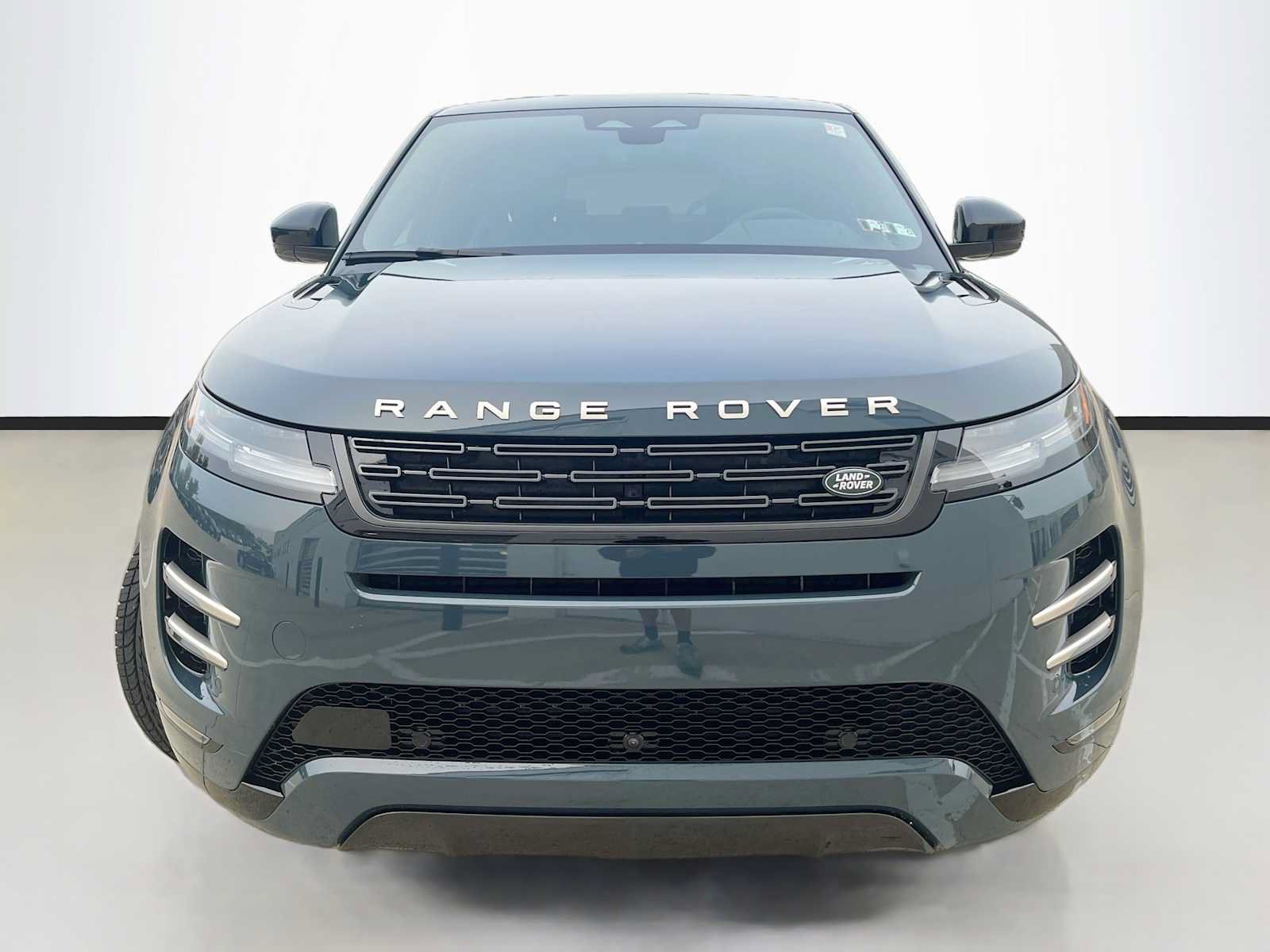 New 2026 Land Rover Range Rover Evoque Hoxton AWD/4WD image 2