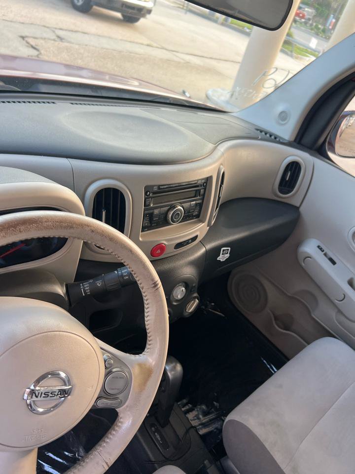 Used 2010 Nissan Cube 1.8 S w/ Interior Designer Pkg FWD image 9