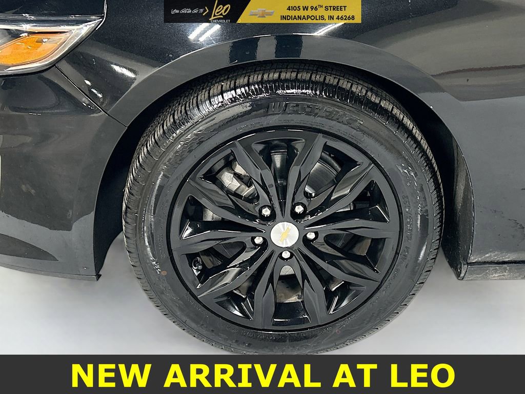 Used 2023 Chevrolet Malibu LT image 30