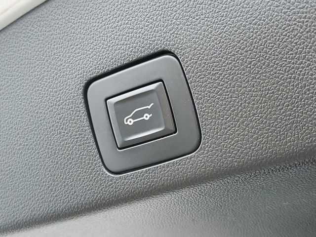 Used 2021 Buick Encore GX Essence image 38