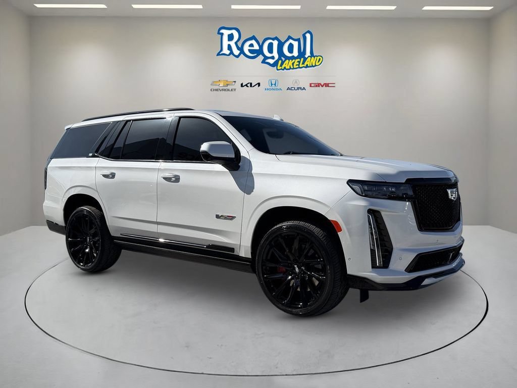 Used 2023 Cadillac Escalade V w/ LPO, ONYX Package AWD/4WD image 1